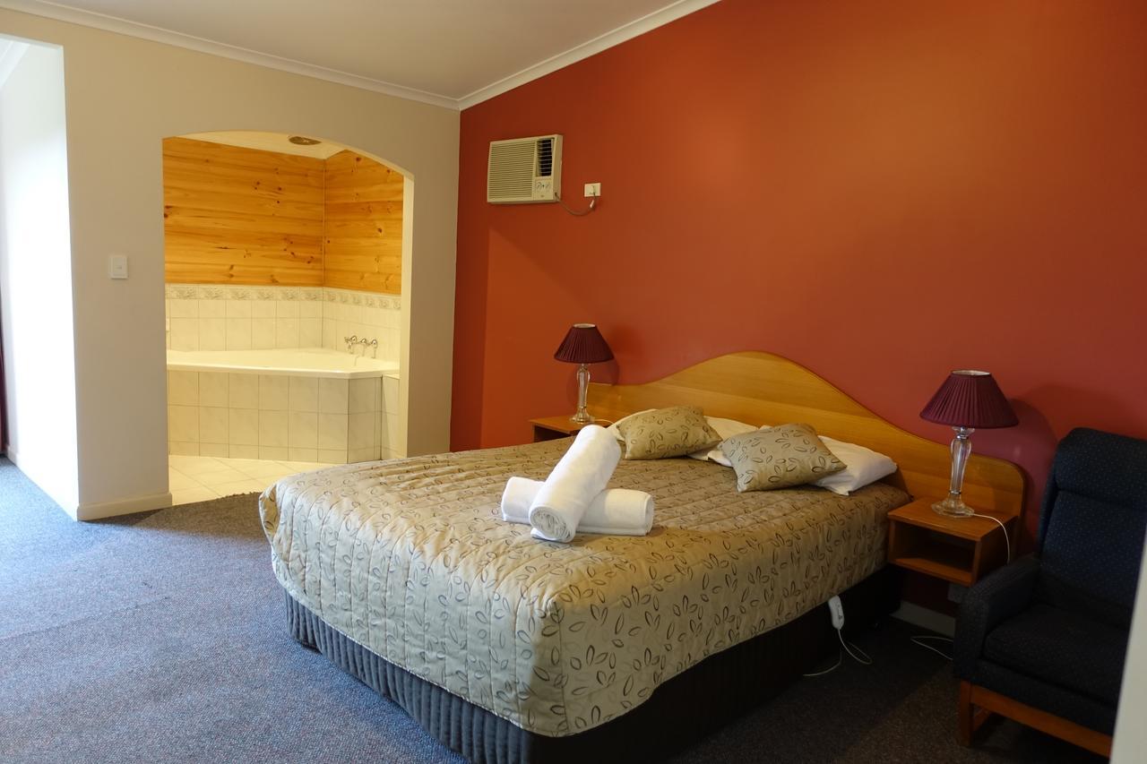 Coal Creek Motel Korumburra Екстериор снимка
