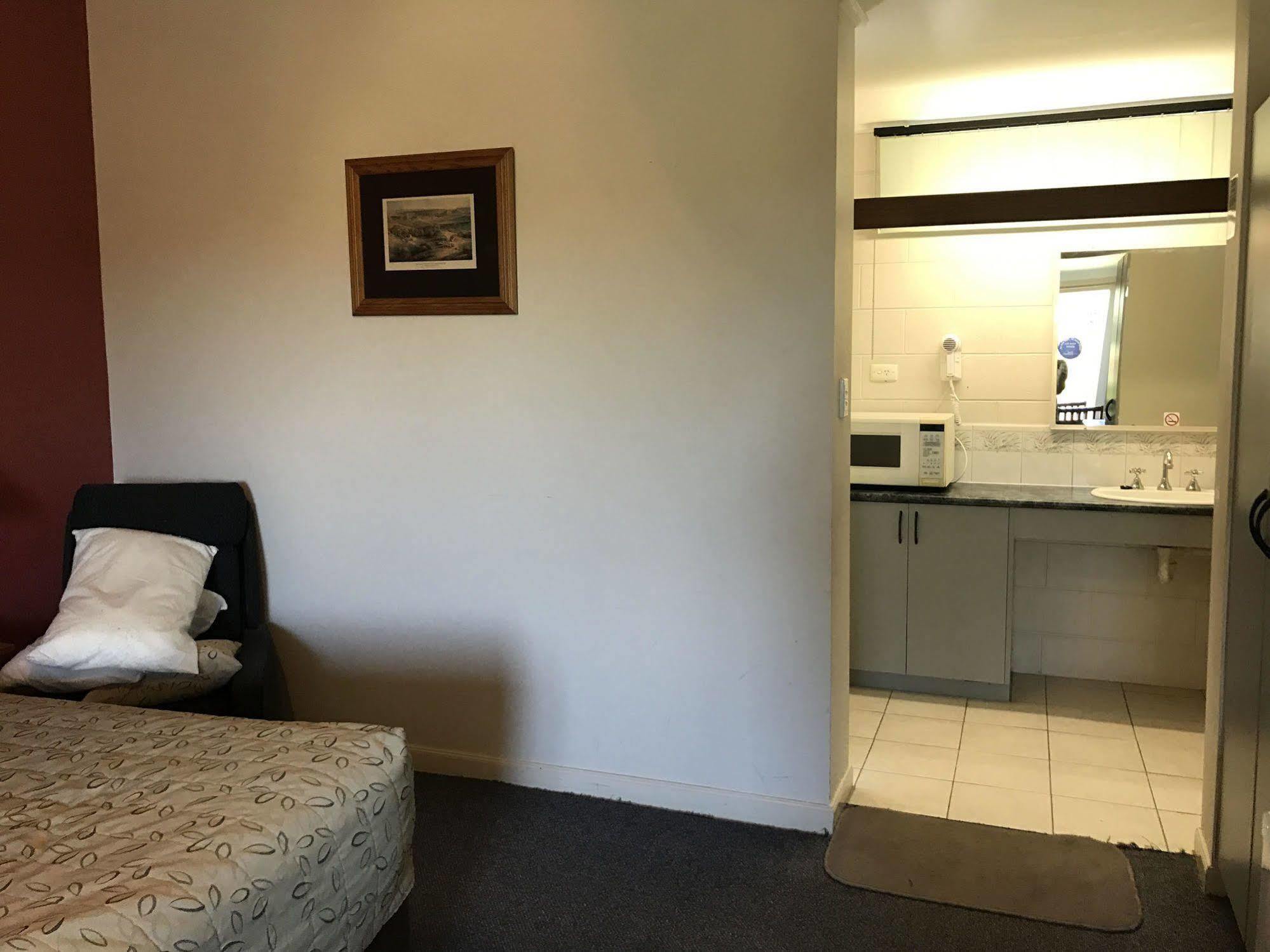 Coal Creek Motel Korumburra Екстериор снимка