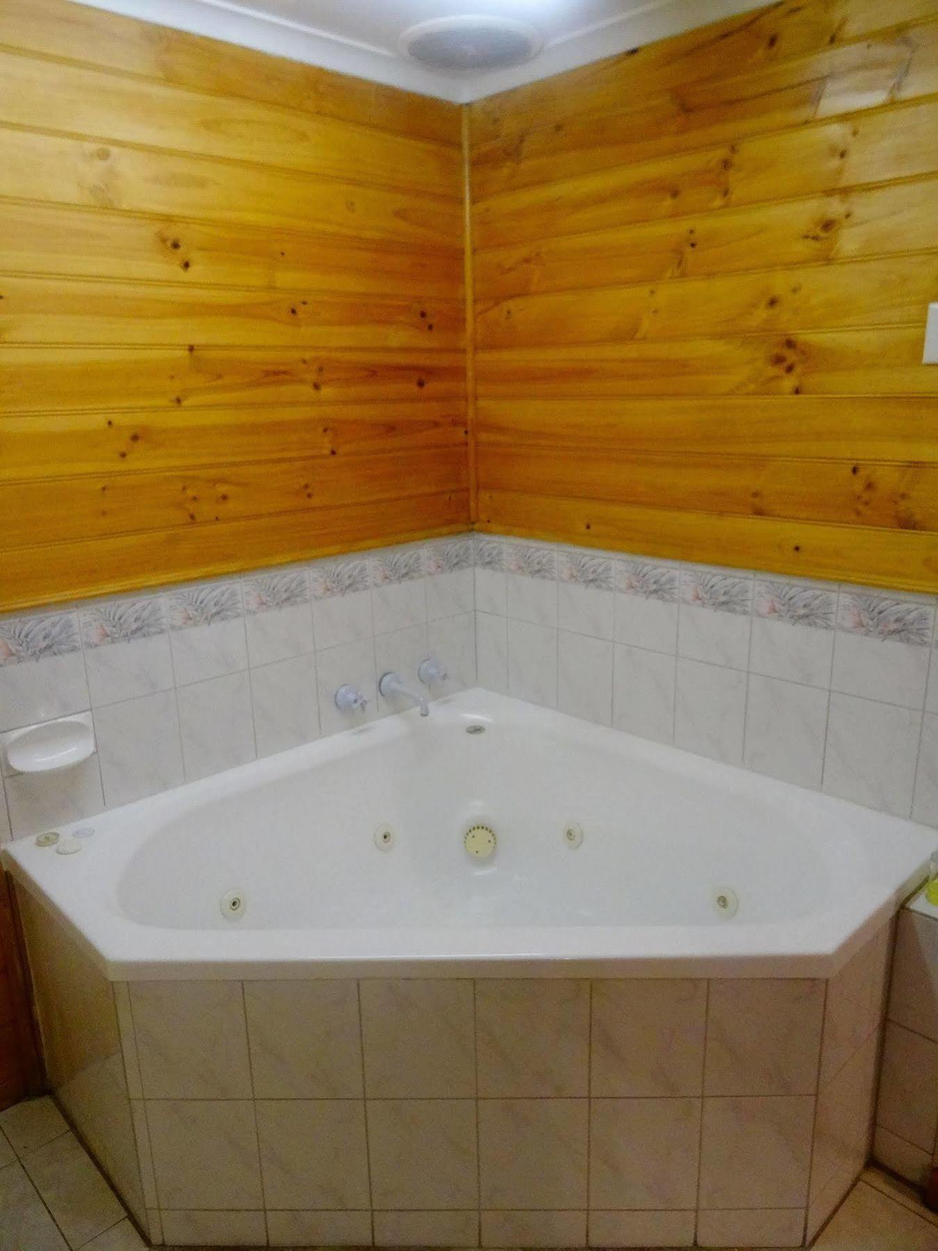 Coal Creek Motel Korumburra Екстериор снимка